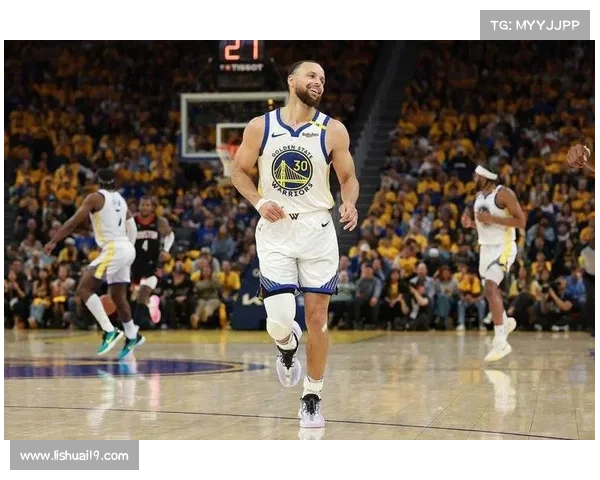 库里沈阳教儿童运球赞中国青训超预期：天赋与努力并存