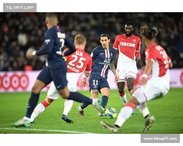 巴黎圣日耳曼创队史三冠辉煌成就 回顾法甲新纪元的荣耀与突破